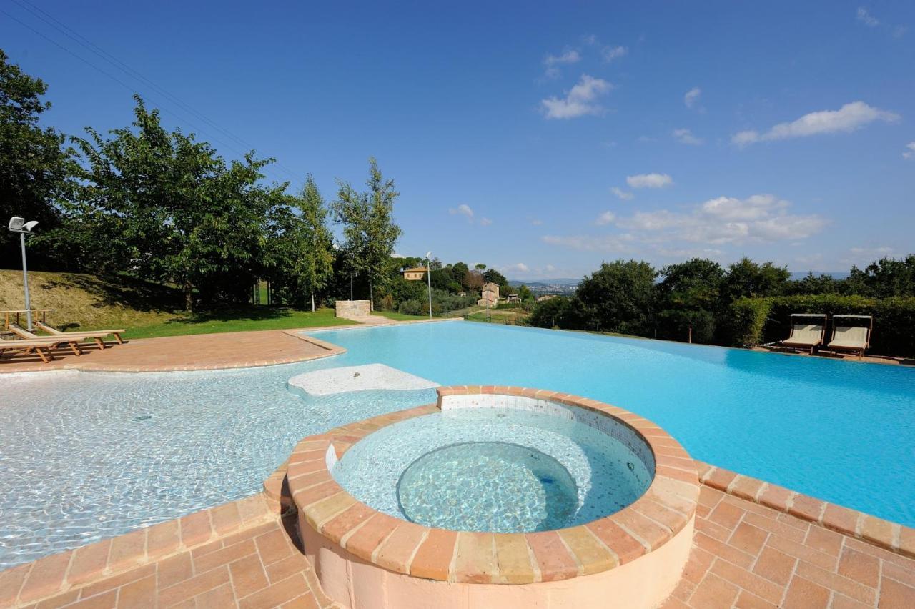 Agriturismo Il Vecchio Mandorlo Перуджа Экстерьер фото